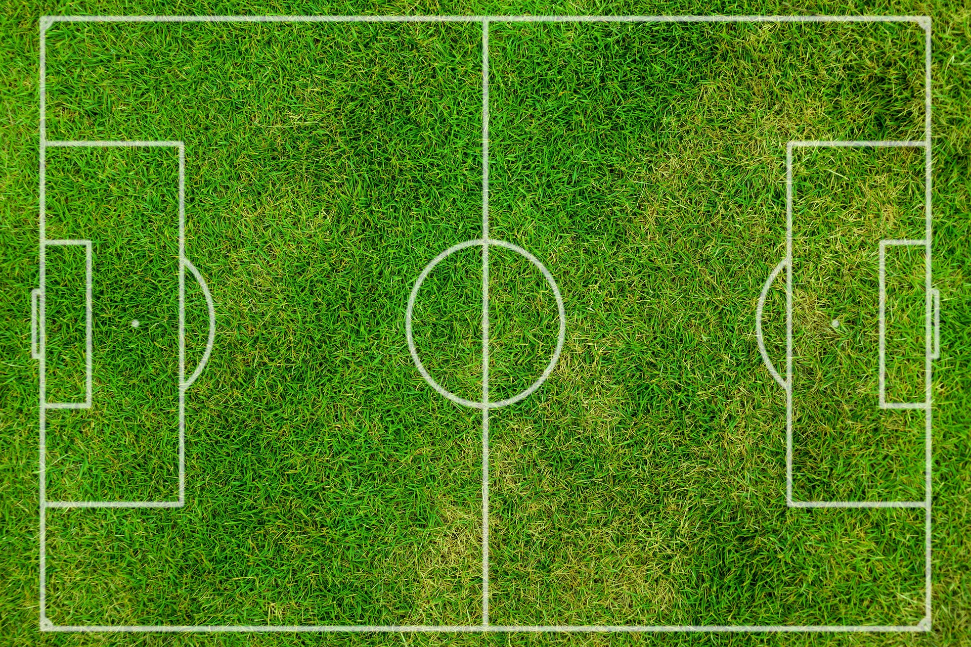 Ukuran Lapangan Sepak Bola dan Jenis Rumput yang Digunakan