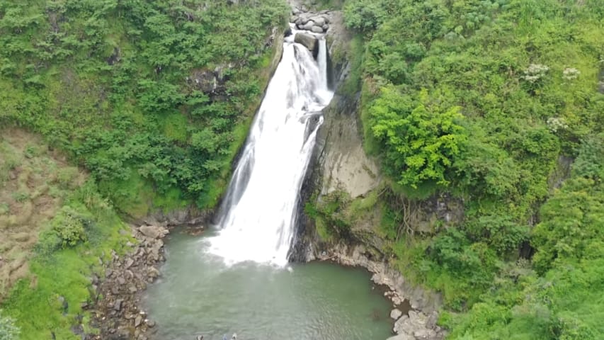 Menikmati Keindahan Alam di Curug Barong, Destinasi Wisata Tersembunyi di Pemalang