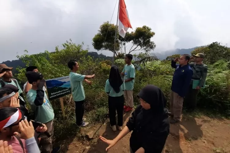 Pendakian Gunung Rajabasa di Lampung: Puncak Keindahan Alam Lampung