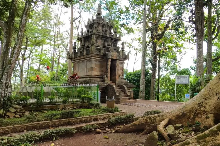 Wisata Candi Cangkuang dan Kampung Adat Pulo di Garut: Mengenal Peninggalan Sejarah Hindu dan Penyebaran Agama Islam