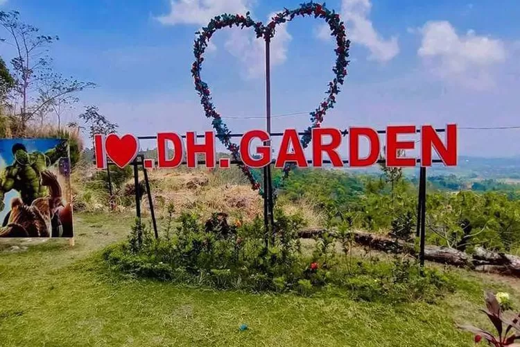 DH Garden Kuningan: Tempat Wisata Hits dengan Pemandangan Menakjubkan Gunung Ciremai