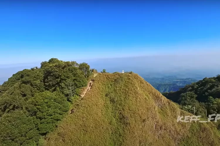 Gunung Muria: Menikmati Pesona Alam di Tujuh Puncak Indahnya