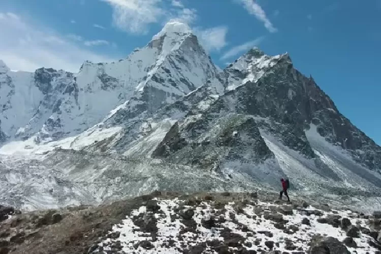 Keajaiban Gunung Himalaya: Menelusuri Puncak Tertinggi di Dunia
